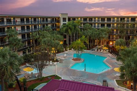 STAYBRIDGE SUITES ORLANDO ROYALE PARC .